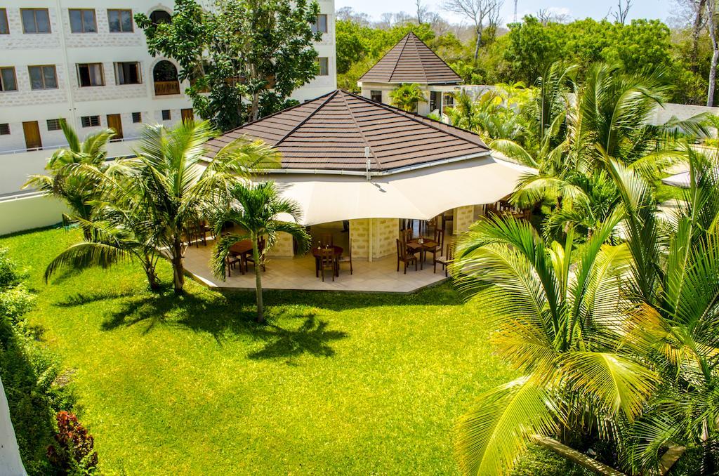 Lotfa Resort Diani Diani Beach Zewnętrze zdjęcie